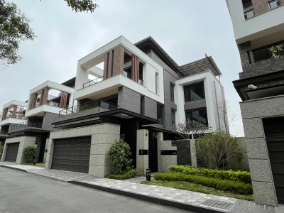 新竹市東區別墅19.875kW屋頂型太陽能案場實景圖