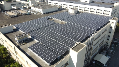 台中酒廠三期420.75kW屋頂型太陽能案場實景圖